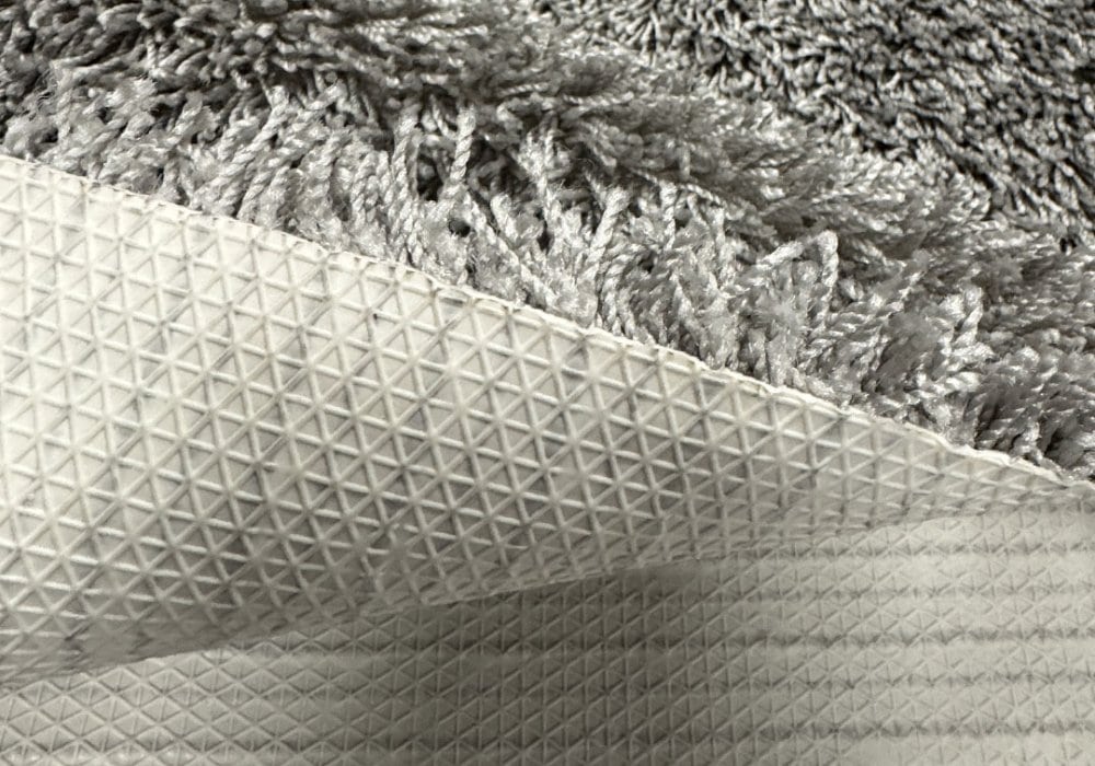 زیره TPE در موکت و فرش‌گونه پالاز؛ بادوام، راحت و دوستدار محیط زیست