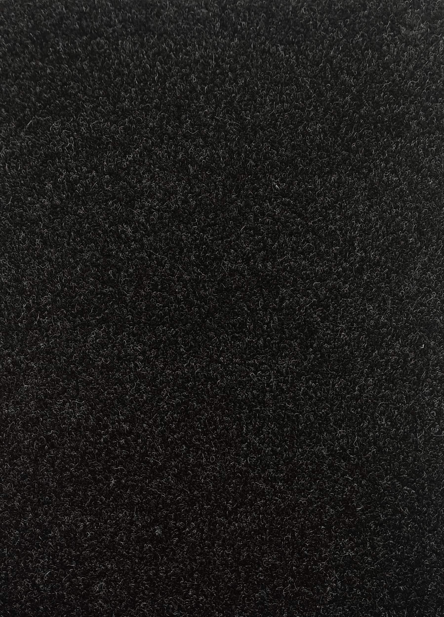 موکت نرمینه مدل مخمل رنگ مشکی ذغالی (کد ۹۸۱۶)