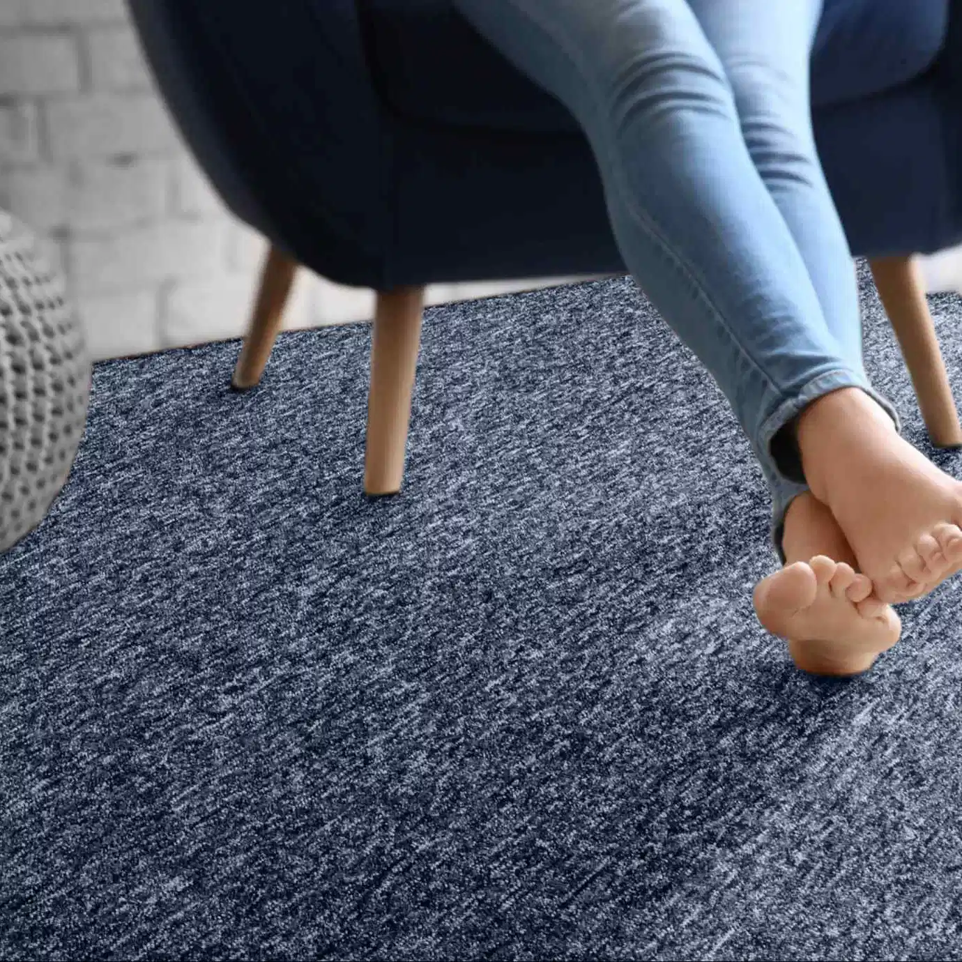 موکت شبنم سرمه‌ای پالاز کد 7975